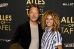 Amsterdam 1 november 2021
Premiere alles op tafel in het deLamar theater.
Carolien Borgers met ...