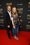 Amsterdam 1 november 2021
Premiere alles op tafel in het deLamar theater.
Carolien Spoor en Jon Karthaus