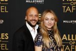 Amsterdam 1 november 2021
Premiere alles op tafel in het deLamar theater.
Carolien Spoor en Jon Karthaus