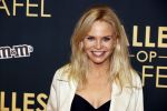 Amsterdam 1 november 2021
Premiere alles op tafel in het deLamar theater.
Charlotte Nijs