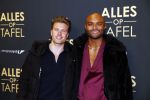 Amsterdam 1 november 2021
Premiere alles op tafel in het deLamar theater.
Denzel von Deira