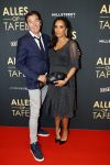 Amsterdam 1 november 2021
Premiere alles op tafel in het deLamar theater.
Dyantha Brooks kwam met collega Bart Ettekoven