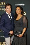 Amsterdam 1 november 2021
Premiere alles op tafel in het deLamar theater.
Dyantha Brooks kwam met collega Bart Ettekoven