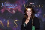 Amsterdam 2 november 2021
Premiere Eternal van Marvel in Pathe Noord.
Emma Deckers kwam met een vriendin