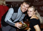 Hilversum 20 oktober 2021
Boek presentatie Irma Knol met haar zoons Milan Knol Enzo Knol en Sjen Knol . Enzo met zijn vriendin Myron Koops