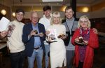 Hilversum 20 oktober 2021
Boek presentatie Irma Knol met haar zoons Milan Knol Enzo Knol en Sjen Knol . De ouders van Irma