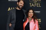 Amsterdam 1 november 2021
Premiere alles op tafel in het deLamar theater.
Eva Crutzen met partner