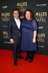 Amsterdam 1 november 2021
Premiere alles op tafel in het deLamar theater.
Eva van der Gucht en partner Domenico Mertens
Eva v d Gucht