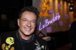 Amsterdam 15 november 2021
Boekpresentatie van Dries Roelvink bij restaurant La Brochette. Gerard Joling