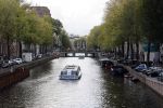 Amsterdam 11 oktober 2021
Twee mannen met Sub op grachten van Amsterdam