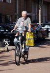 Amsterdam 22 september 2021
Hajo Bruins met zijn dochter Teddy Marie Keet op de fiets.