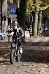 Amsterdam 5 november 2021
Holly Brood op haar electrische fiets in Amsterdam zuid