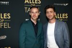 Amsterdam 1 november 2021
Premiere alles op tafel in het deLamar theater.
Hugo Kennis en Thomas Cammaert