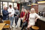 Hilversum 20 oktober 2021
Boek presentatie Irma Knol met haar zoons Milan Knol Enzo Knol en Sjen Knol