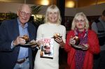 Hilversum 20 oktober 2021
Boek presentatie Irma Knol met haar zoons Milan Knol Enzo Knol en Sjen Knol . De ouders van Irma