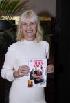 Hilversum 20 oktober 2021
Boek presentatie Irma Knol met haar zoons Milan Knol Enzo Knol en Sjen Knol