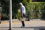 Amsterdam 9 septmber 2021
Jeroen Krabbe gaat met zijn Biro naar zijn zoon Martijn Krabbe