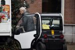 Amsterdam 27 oktober 2021
Jeroen Krabbe doet boodschappen op de pc hooftstraat en rijdt daarna met zijn Biro karretje naar huis