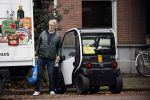 Amsterdam 27 oktober 2021
Jeroen Krabbe doet boodschappen op de pc hooftstraat en rijdt daarna met zijn Biro karretje naar huis