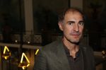 Amsterdam 30 oktober 2021
Boekpresentatie Jim bakkum in hotel Krasnapolsy.
Jim reikt het eerste boek uit aan zijn kinderen. Ook zijn vrouw Bettina Holwerda is natuurlijk aanwezig. Johan neijenhuis
