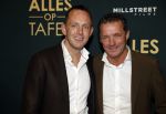 Amsterdam 1 november 2021
Premiere alles op tafel in het deLamar theater.