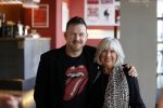 Amsterdam 24 oktober 2021
Willeke Alberti krijgt de blijvend applaus prijs in de kleine  Komedie. Zoon Johnny de Mol is ook aanwezig.