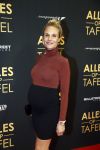 Amsterdam 1 november 2021
Premiere alles op tafel in het deLamar theater.
Kimberley Klaver zwanger met partner Michel v d Bergh