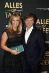 Amsterdam 1 november 2021
Premiere alles op tafel in het deLamar theater.
Linda de Mol en Peter Paul Muller