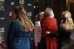 Amsterdam 1 november 2021
Premiere alles op tafel in het deLamar theater.
Linda de Mol op de rode loper . koud