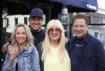 Alkmaar 7 juli 2021
Mary Borsato viert haar 76e verjaardag bij rstaurnt Pluim in Alkmaar.
Aanwezig marco Borsato met zijn vrouw Leontine , Armando Borsato met zijn vriendin en dochters . Silvana Borsato met haar dochter . Ook Senna is erbij.