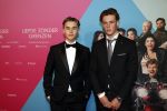 Amsterdam 11 oktober 2021
Premiere Liefde zonder grenzenin Tuschinski 
Max Mies links met broer