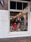 Lelystad 20 oktober 2021
Bataviastad. Max Verstappen winkel