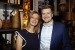 Noordwijk 28 oktober 2021
Boekrpresentatie van Erica Meiland in de winkel van Montana. Aanwezig Martien Meiland Maxime Meiland met claire en Vive. Ook Montana en haar vriend Dirk Hoogstraten zijn er natuurlijk. Erica geeft het boek dat geschreven is door Jan Dijkgraaf aan haar 92 jarige moeder. Montana en Dirk