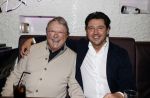Amsterdam 15 november 2021
Boekpresentatie van Dries Roelvink bij restaurant La Brochette. Oger Lusink en zijn zoon Sander Lusink