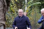 Alphen aan de Rijn 10 november 2021
Prinses Irene opent de Nationale Boomfeestdag. Samen met haar zoon prins Carlos, haar dochter prinses Margarita, schoondochter Viktoria en kleinkinderen plantte ze een Levensboom (een populier) in haar eigen Prinses IreneBos. Sterre Koning trad op .