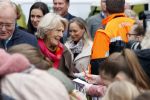 Alphen aan de Rijn 10 november 2021
Prinses Irene opent de Nationale Boomfeestdag. Samen met haar zoon prins Carlos, haar dochter prinses Margarita, schoondochter Viktoria en kleinkinderen plantte ze een Levensboom (een populier) in haar eigen Prinses IreneBos. Sterre Koning trad op .