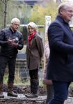 Alphen aan de Rijn 10 november 2021
Prinses Irene opent de Nationale Boomfeestdag. Samen met haar zoon prins Carlos, haar dochter prinses Margarita, schoondochter Viktoria en kleinkinderen plantte ze een Levensboom (een populier) in haar eigen Prinses IreneBos. Sterre Koning trad op .