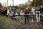 Alphen aan de Rijn 10 november 2021
Prinses Irene opent de Nationale Boomfeestdag. Samen met haar zoon prins Carlos, haar dochter prinses Margarita, schoondochter Viktoria en kleinkinderen plantte ze een Levensboom (een populier) in haar eigen Prinses IreneBos. Sterre Koning trad op .