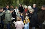 Alphen aan de Rijn 10 november 2021
Prinses Irene opent de Nationale Boomfeestdag. Samen met haar zoon prins Carlos, haar dochter prinses Margarita, schoondochter Viktoria en kleinkinderen plantte ze een Levensboom (een populier) in haar eigen Prinses IreneBos. Sterre Koning trad op .