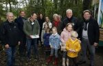 Alphen aan de Rijn 10 november 2021
Prinses Irene opent de Nationale Boomfeestdag. Samen met haar zoon prins Carlos, haar dochter prinses Margarita, schoondochter Viktoria en kleinkinderen plantte ze een Levensboom (een populier) in haar eigen Prinses IreneBos. Sterre Koning trad op .