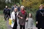 Alphen aan de Rijn 10 november 2021
Prinses Irene opent de Nationale Boomfeestdag. Samen met haar zoon prins Carlos, haar dochter prinses Margarita, schoondochter Viktoria en kleinkinderen plantte ze een Levensboom (een populier) in haar eigen Prinses IreneBos. Sterre Koning trad op .