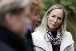 Alphen aan de Rijn 10 november 2021
Prinses Irene opent de Nationale Boomfeestdag. Samen met haar zoon prins Carlos, haar dochter prinses Margarita, schoondochter Viktoria en kleinkinderen plantte ze een Levensboom (een populier) in haar eigen Prinses IreneBos. Sterre Koning trad op .