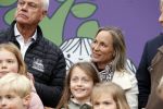 Alphen aan de Rijn 10 november 2021
Prinses Irene opent de Nationale Boomfeestdag. Samen met haar zoon prins Carlos, haar dochter prinses Margarita, schoondochter Viktoria en kleinkinderen plantte ze een Levensboom (een populier) in haar eigen Prinses IreneBos. Sterre Koning trad op .