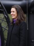 Alphen aan de Rijn 10 november 2021
Prinses Irene opent de Nationale Boomfeestdag. Samen met haar zoon prins Carlos, haar dochter prinses Margarita, schoondochter Viktoria en kleinkinderen plantte ze een Levensboom (een populier) in haar eigen Prinses IreneBos. Sterre Koning trad op .