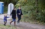 Alphen aan de Rijn 10 november 2021
Prinses Irene opent de Nationale Boomfeestdag. Samen met haar zoon prins Carlos, haar dochter prinses Margarita, schoondochter Viktoria en kleinkinderen plantte ze een Levensboom (een populier) in haar eigen Prinses IreneBos. Sterre Koning trad op .
