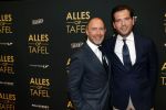Amsterdam 1 november 2021
Premiere alles op tafel in het deLamar theater.
Ramon Mesman met een kennis