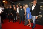 Amsterdam 1 november 2021
Premiere alles op tafel in het deLamar theater.
Sandra Ysbrandy en partner Pieter Ysbrandy