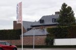 Bergschenhoek 23 oktober 2021
De auto's van de vader van Sarah v Soelen worden gewassen bij hun huis