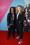 Amsterdam 11 oktober 2021
Premiere Liefde zonder grenzenin Tuschinski 
Shary-An Nivillac met partner