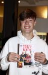 Hilversum 20 oktober 2021
Boek presentatie Irma Knol met haar zoons Milan Knol Enzo Knol en Sjen Knol